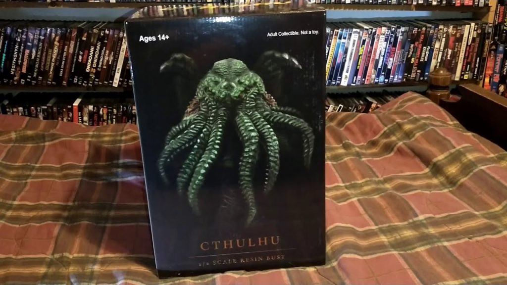 Diamond Select Legends In 3D Cthulhu 1/2 Scale Bust Unboxing and Review (Video)