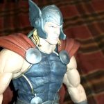 Diamond Select Marvel Select Mighty Thor Figure Review (Video)