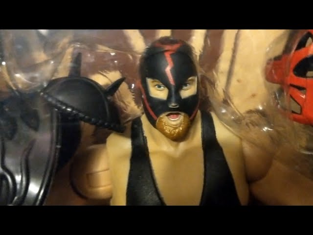 Big Van Vader WWE Legends Series 10 Review (Video)