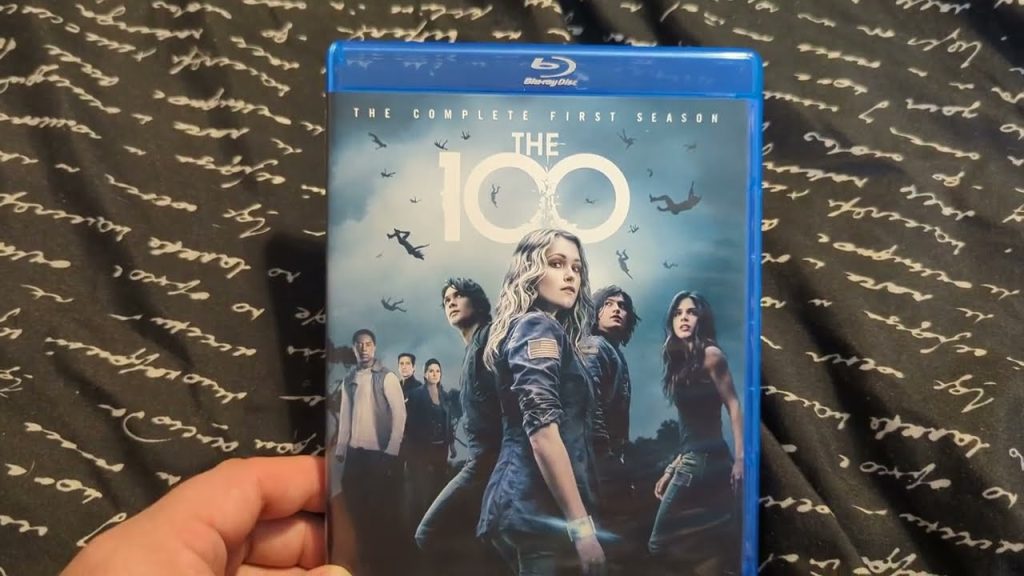 The 100: The Complete First Season (Warner Brothers) Blu-ray Unboxing